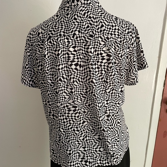 Woman’s Black and White Geometric Shirt - Picture 4 of 5